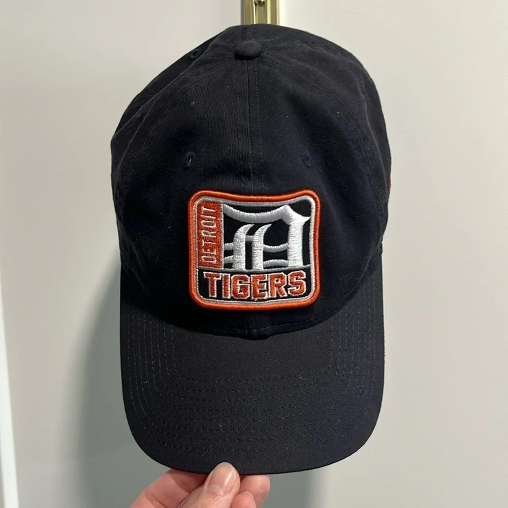 Detroit Tigers Baseball Hat Adjustable OSFA EUC